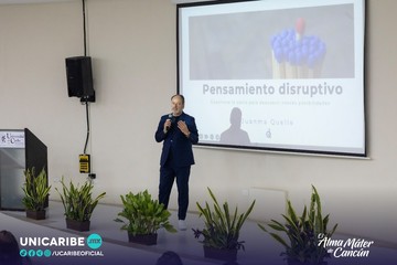 El speaker Juanma Quelle revoluciona la Unicaribe con “pensamiento disruptivo”